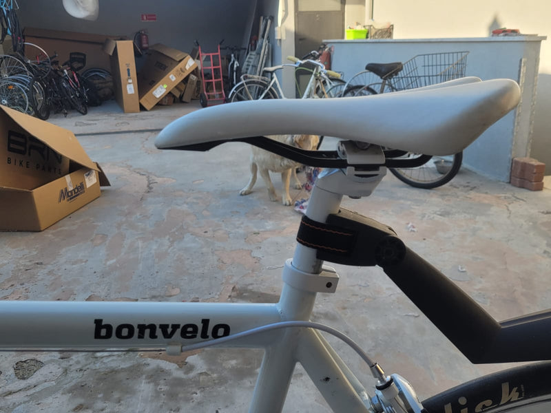 Carica immagine in Galleria Viewer, BONVELO FIXIE BIKE IN ALLUMINIO BIANCO TAGLIA 50 USATO IN CONTO-VENDITA