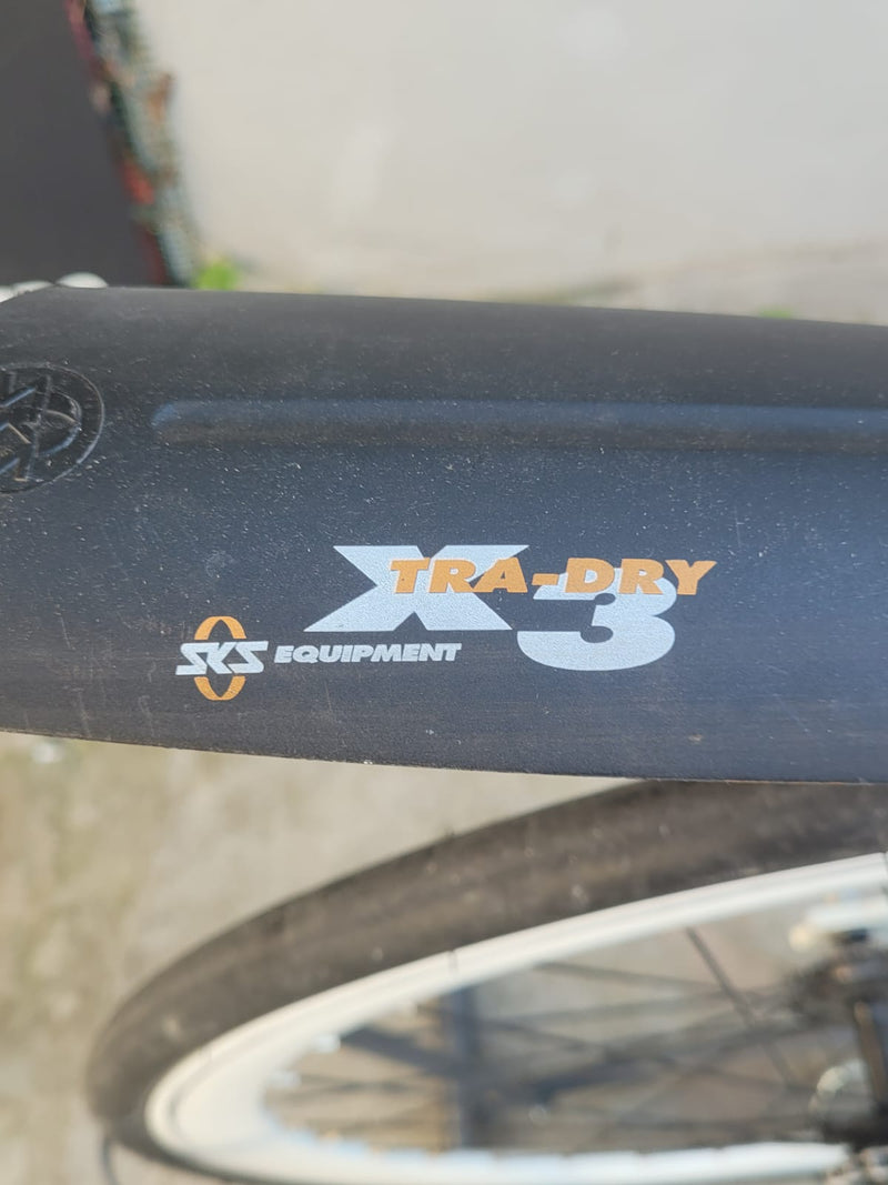 Carica immagine in Galleria Viewer, BONVELO FIXIE BIKE IN ALLUMINIO BIANCO TAGLIA 50 USATO IN CONTO-VENDITA