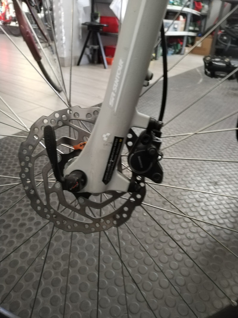 Load image into Gallery viewer, CUBE NATURE PRO 28" GRIGIO GHIACCIO OPACO USATO CONTO-VENDITA