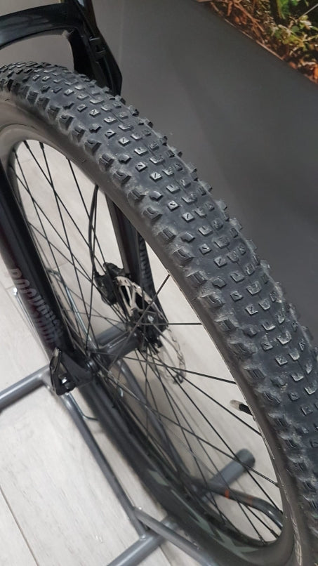 Load image into Gallery viewer, GIANT XTC ADVANCED 2M 2023 USED