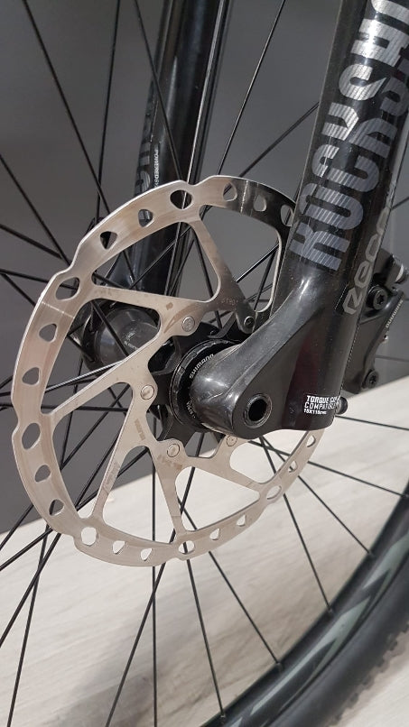 Load image into Gallery viewer, GIANT XTC ADVANCED 2M 2023 USED