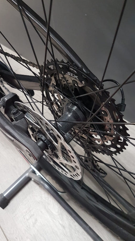 Load image into Gallery viewer, GIANT XTC ADVANCED 2M 2023 USED