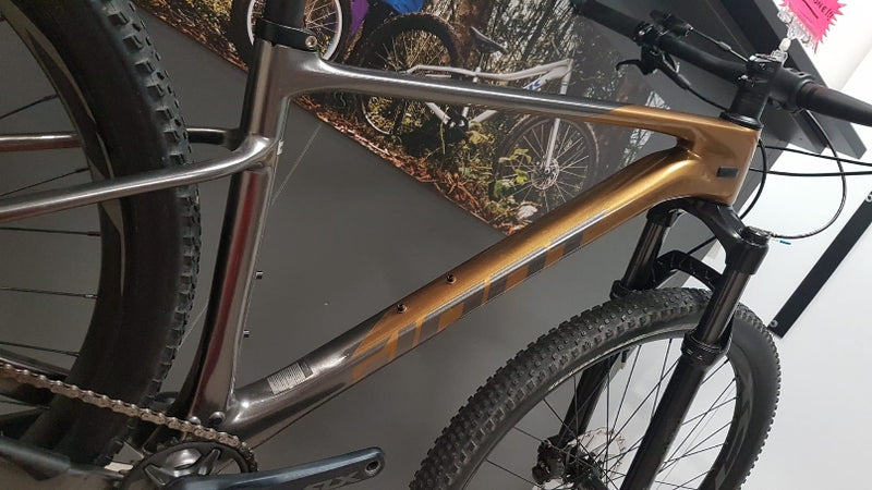 Load image into Gallery viewer, GIANT XTC ADVANCED 2M 2023 USED