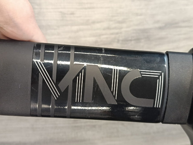 Carica immagine in Galleria Viewer, DEDA ELEMENTI MANUBRIO + STEM VINCI USATO IN CONTO-VENDITA