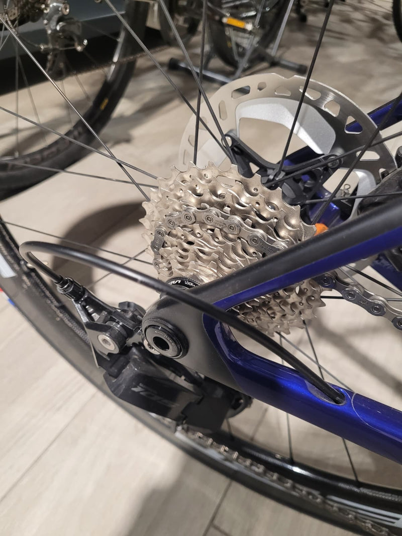 Load image into Gallery viewer, TREK MADONE SL 5 GEN 8 taglia M/L BIKEFORWIN EDITION PROMO