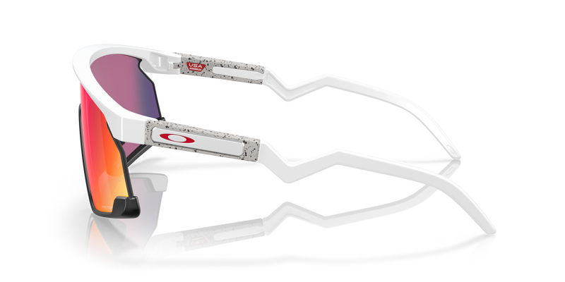 Load image into Gallery viewer, Oakley BXTR Prizm Road Lens, Matte White Frame
