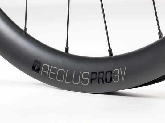 Ruota POSTERIORE Bontrager Aeolus Pro 3V TLR Boost Disc carbon Shimano 10/11v