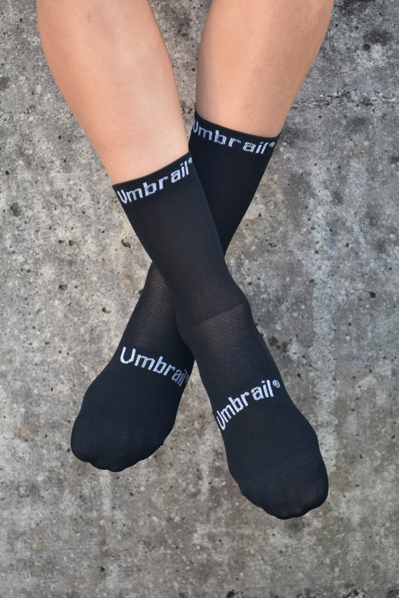 Load image into Gallery viewer, UMBRAIL SOCKS GAME OVER BLACK
