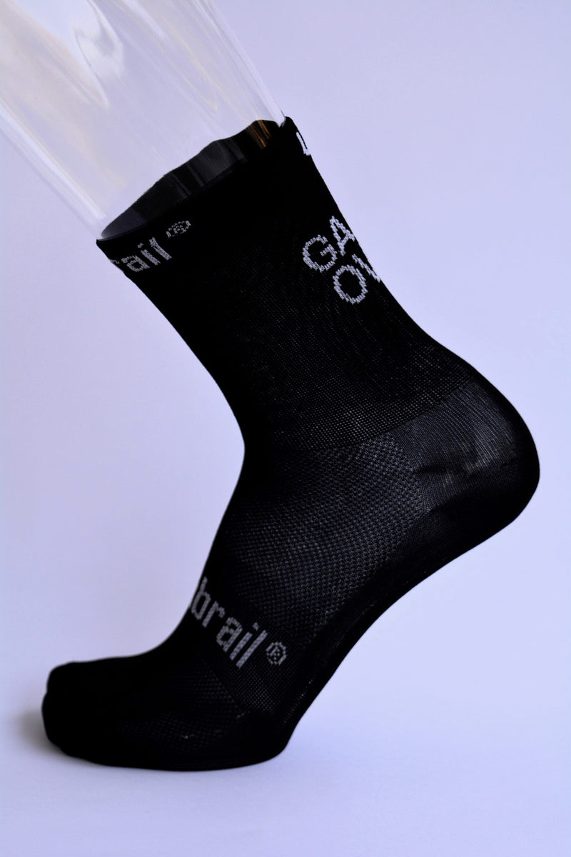 Carica immagine in Galleria Viewer, UMBRAIL SOCKS GAME OVER BLACK
