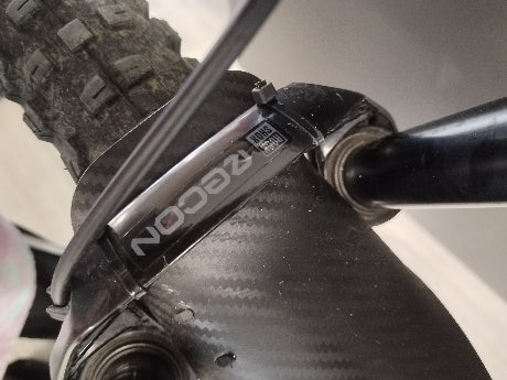 Carica immagine in Galleria Viewer, TREK MARLIN PLUS 8 Purple Flip to Black Fade 2023 M USATO-REVISIONATO
