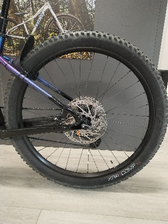 Carica immagine in Galleria Viewer, TREK MARLIN PLUS 8 Purple Flip to Black Fade 2023 M USATO-REVISIONATO
