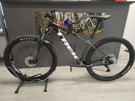 TREK PROCALIBER 6 M-L GRIGIO-NERO 2023 USATO-REVISIONATO