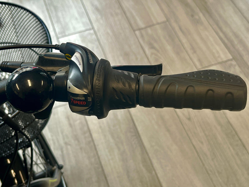 Load image into Gallery viewer, TORPADO GAIA E-BIKE 26&quot;X1,95 NERO/GIALLO FLUO USATO
