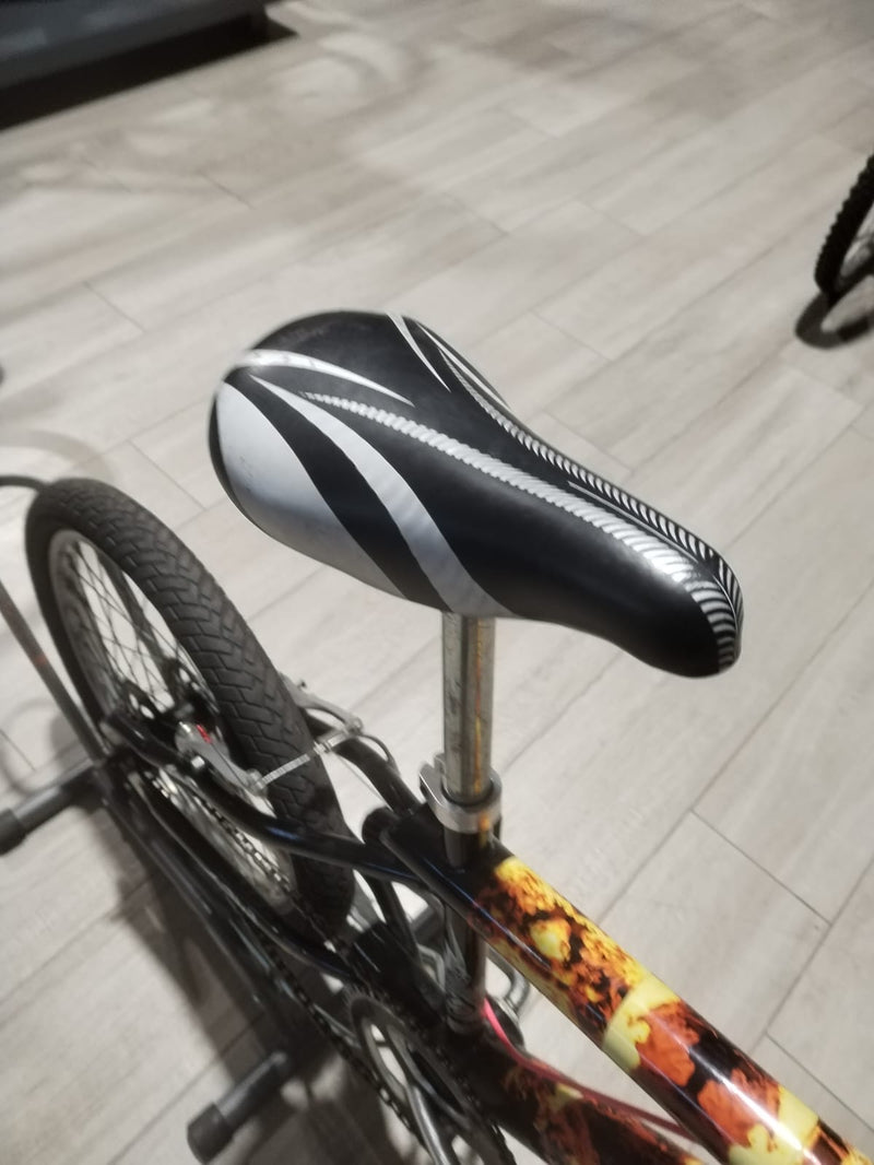 Load image into Gallery viewer, BMX MAVERICK 20" ACCIAIO NERO USATO-REVISIONATO
