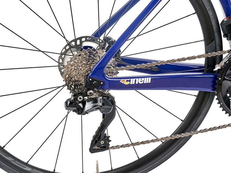 Carica immagine in Galleria Viewer, Cinelli Pressure ADR - gruppo Ultegra di2 12v - ruote Fulcrum Wind42 **DISPONIBILE SU ORDINAZIONE**
