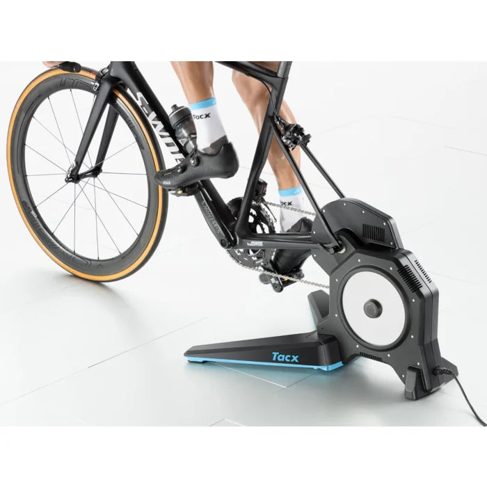 Carica immagine in Galleria Viewer, Tacx Flux S Smart Rullo Interattivo a Trasmissione Diretta
